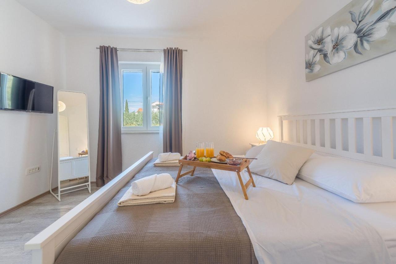 Villa Tara Zadarvillas Tinj Екстер'єр фото
