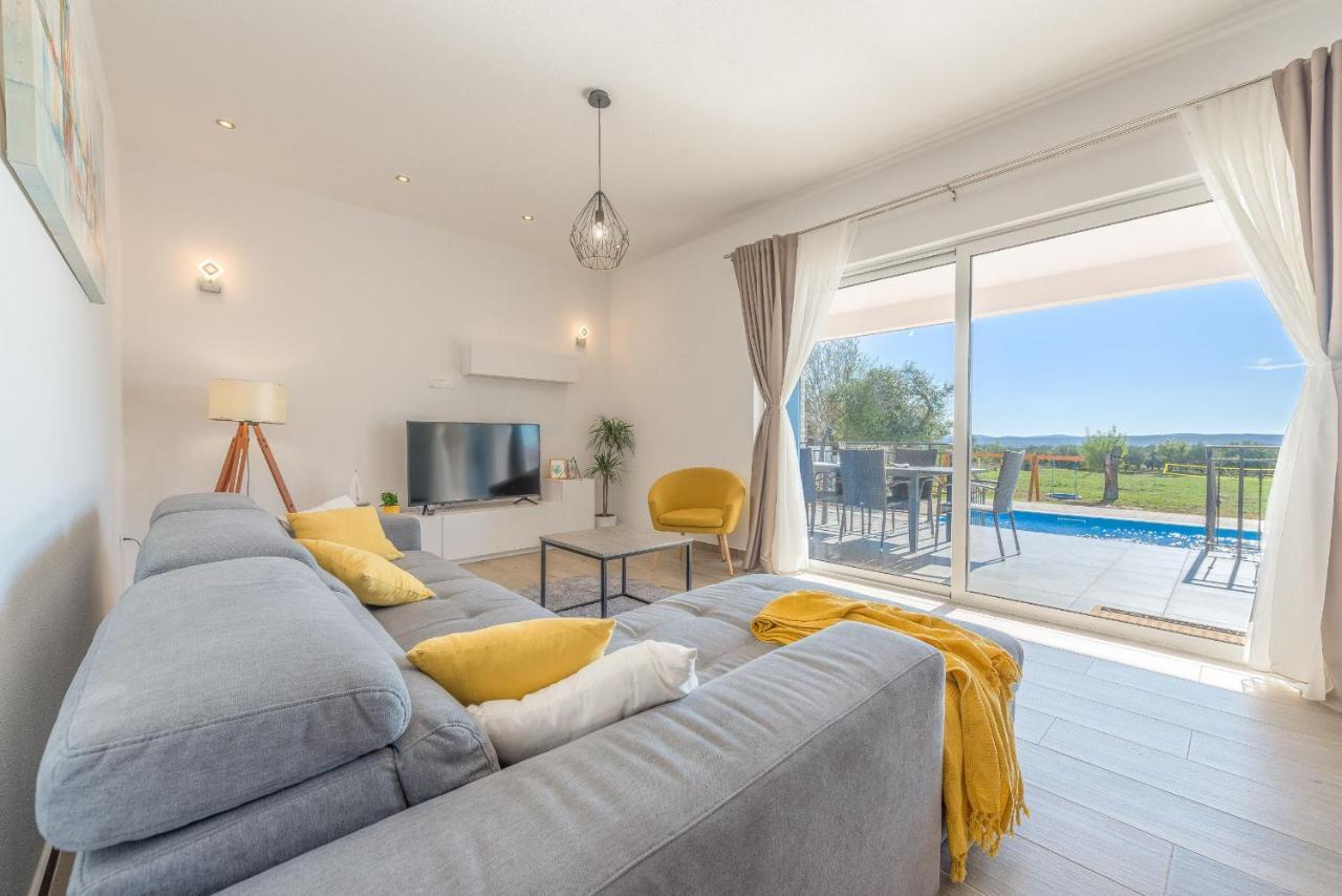 Villa Tara Zadarvillas Tinj Екстер'єр фото