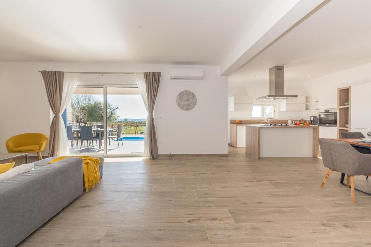 Villa Tara Zadarvillas Tinj Екстер'єр фото