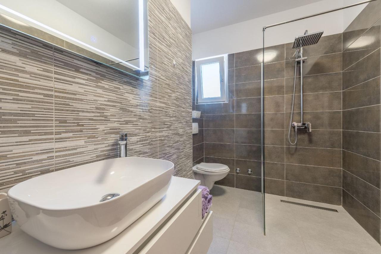 Villa Tara Zadarvillas Tinj Екстер'єр фото