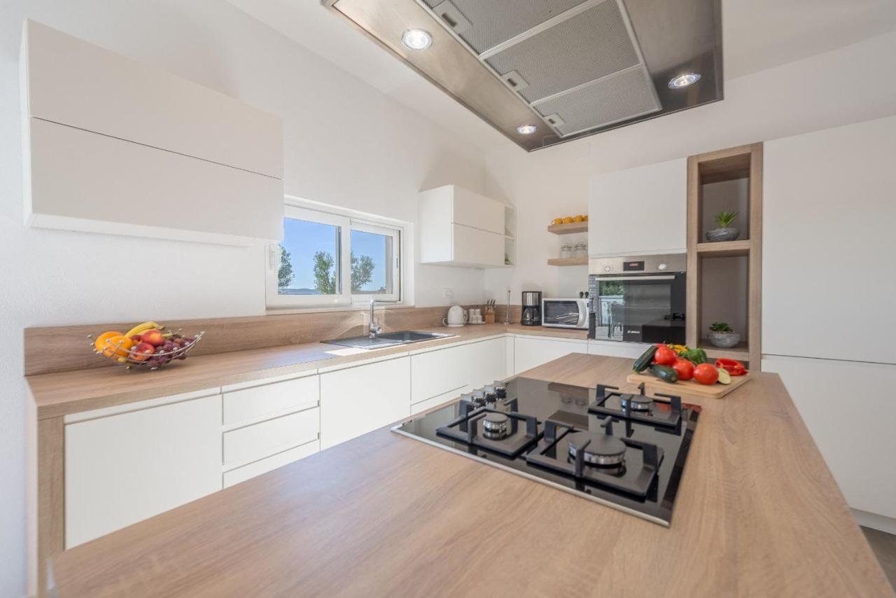 Villa Tara Zadarvillas Tinj Екстер'єр фото