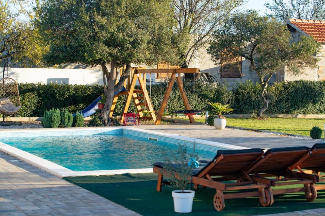 Villa Tara Zadarvillas Tinj Екстер'єр фото