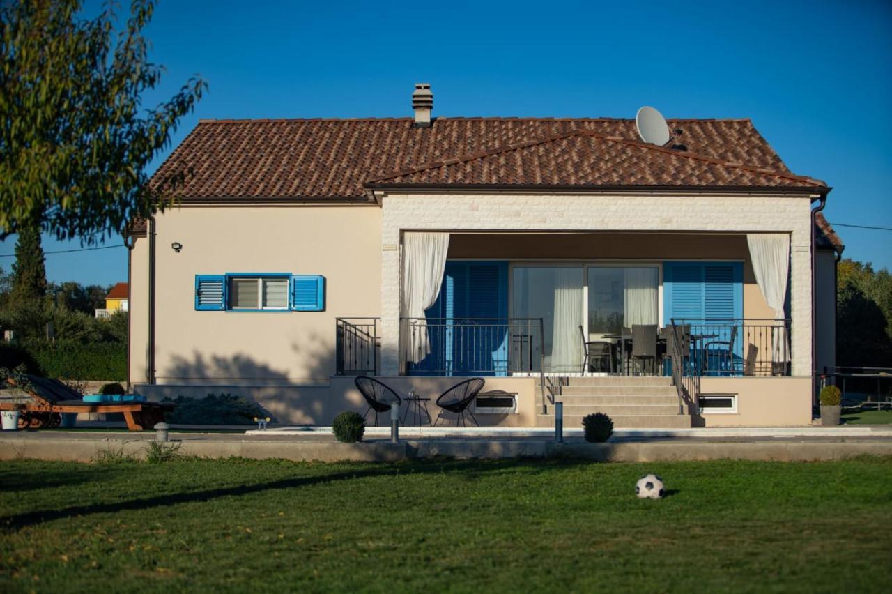 Villa Tara Zadarvillas Tinj Екстер'єр фото