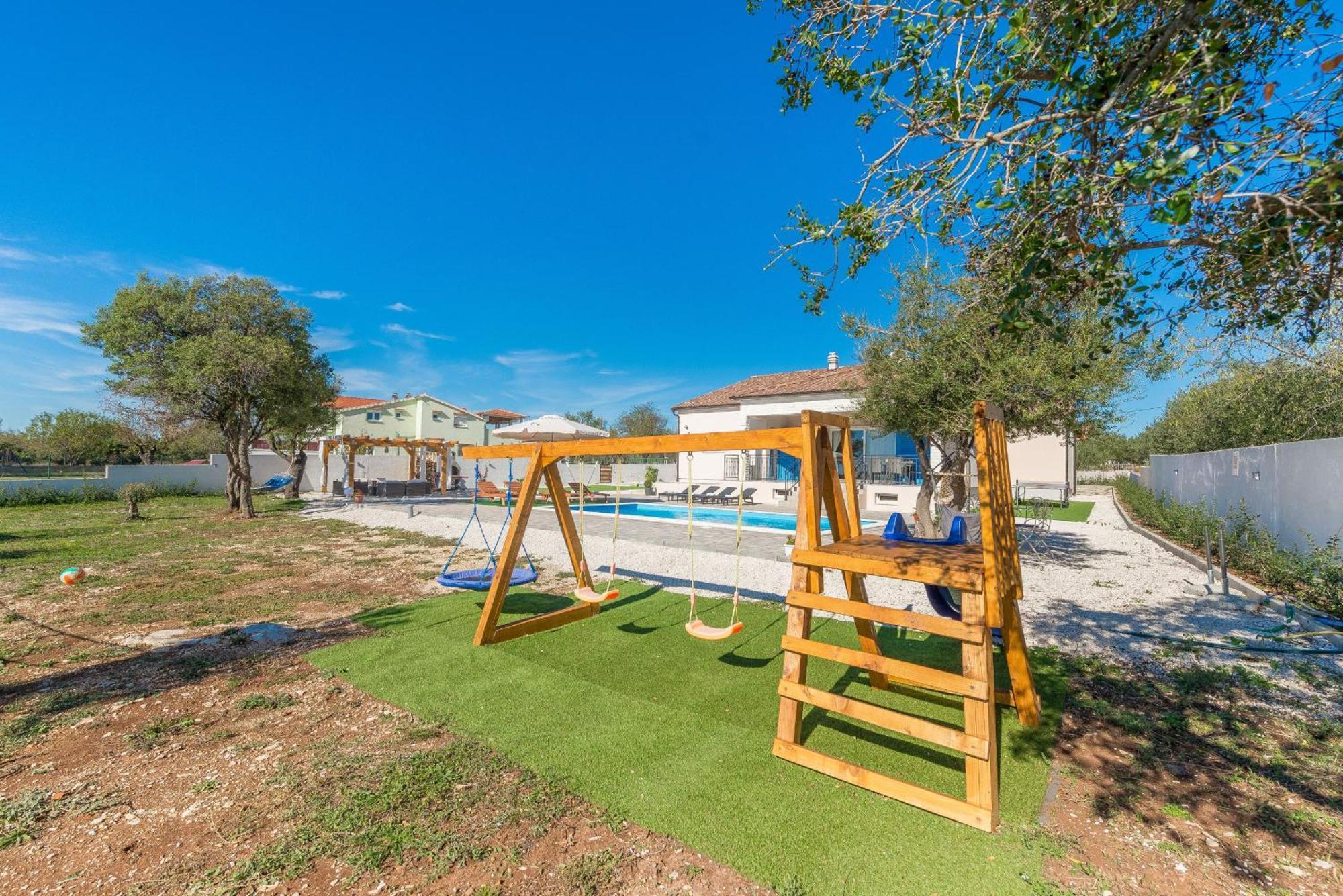 Villa Tara Zadarvillas Tinj Екстер'єр фото