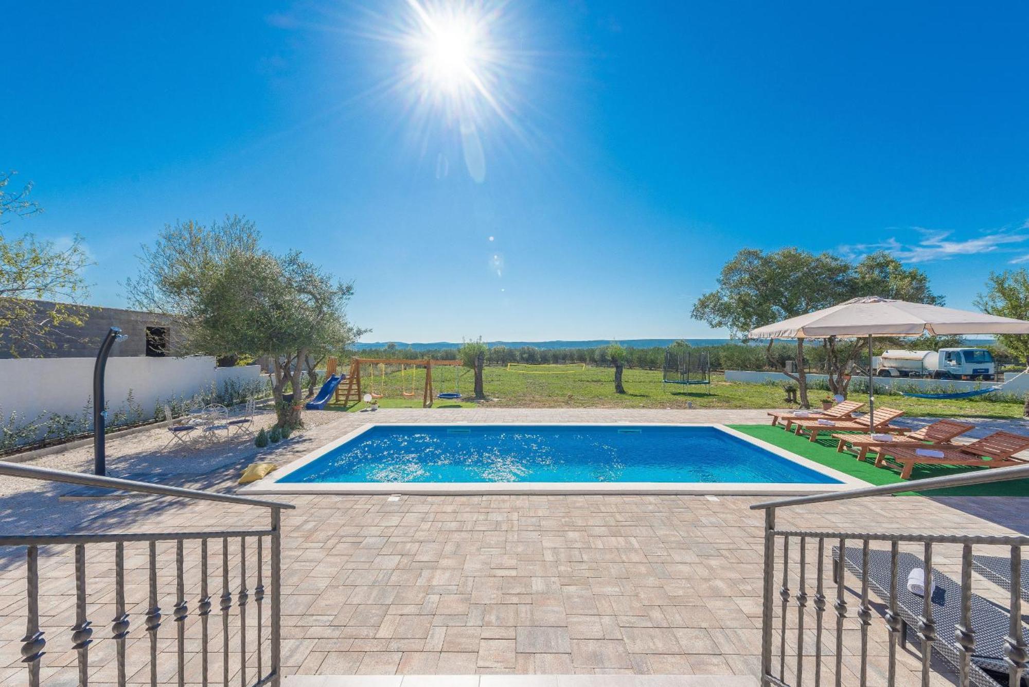 Villa Tara Zadarvillas Tinj Екстер'єр фото